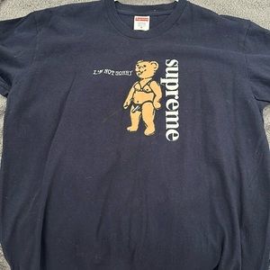Supreme t shirt. New never worn